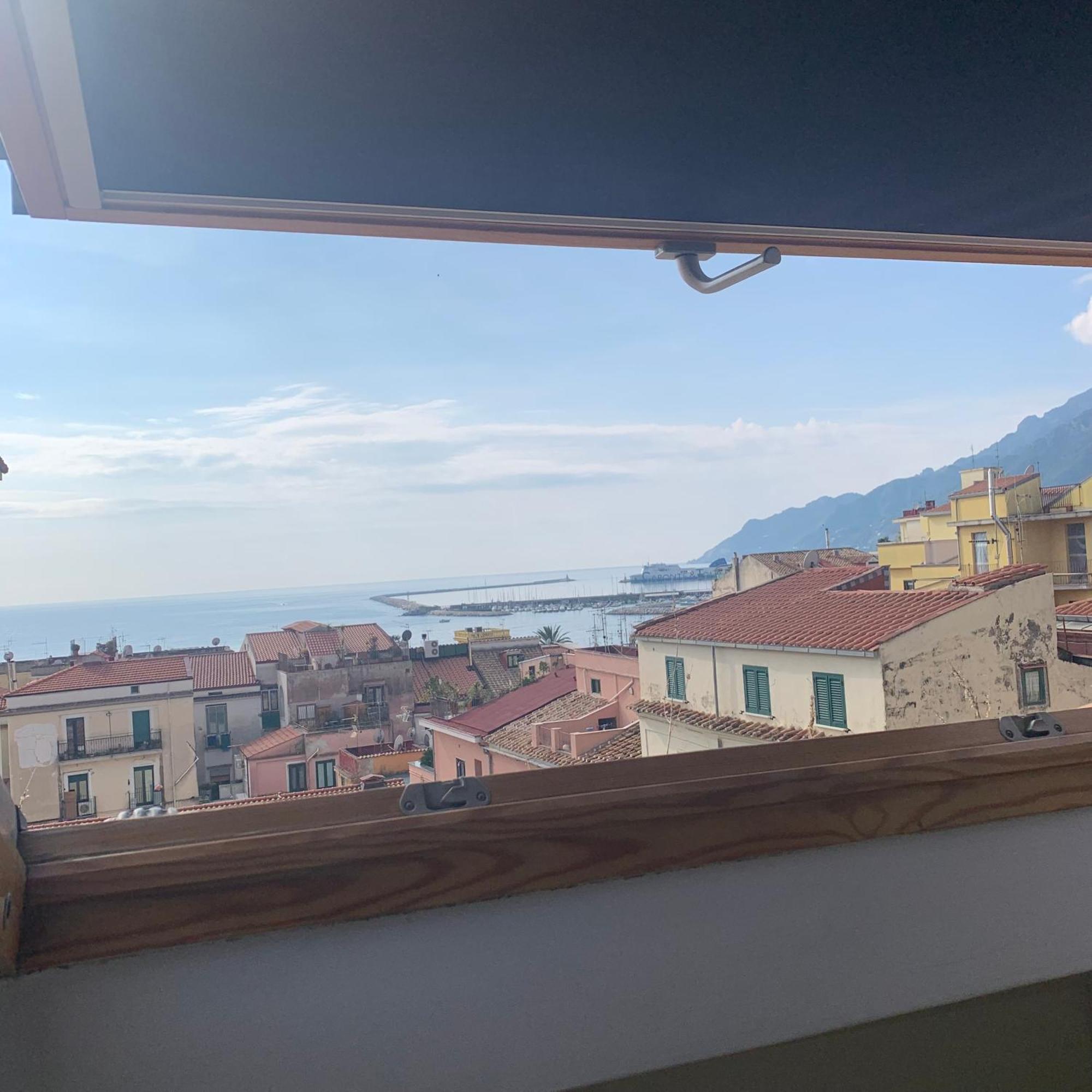 Blumind Apartment Салерно Екстериор снимка