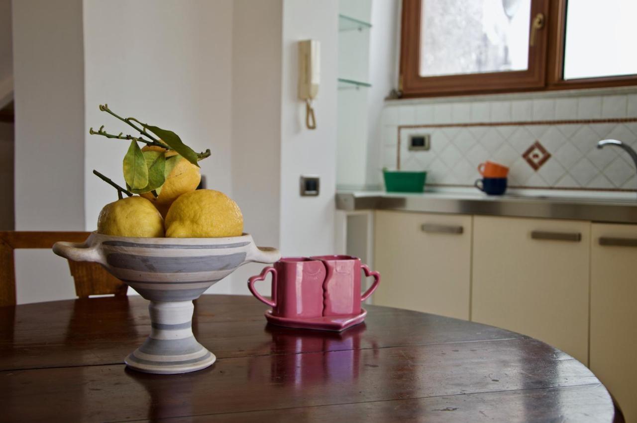 Blumind Apartment Салерно Екстериор снимка