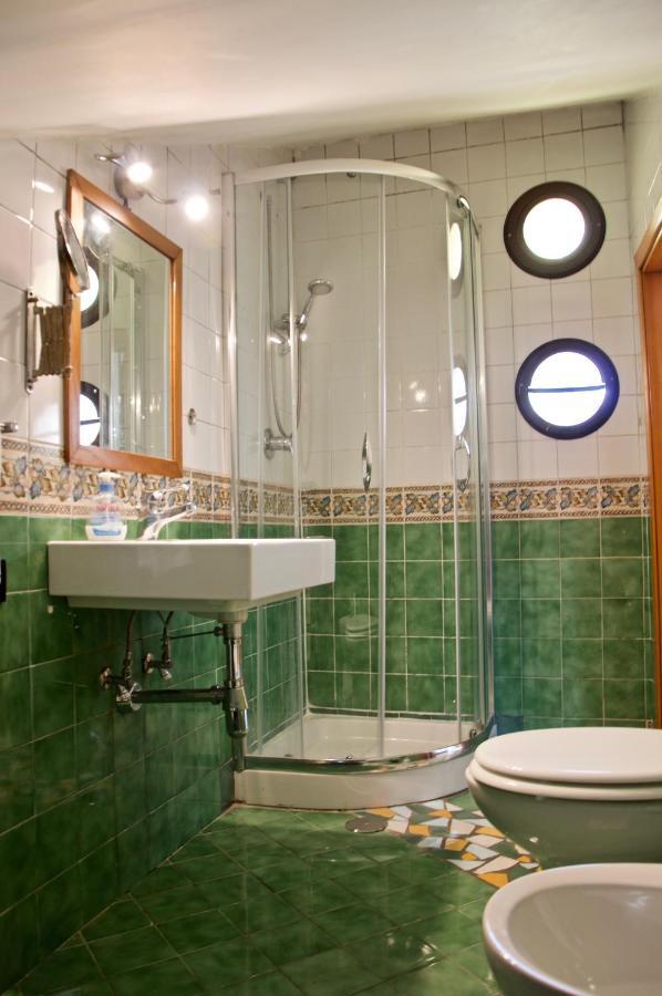 Blumind Apartment Салерно Екстериор снимка